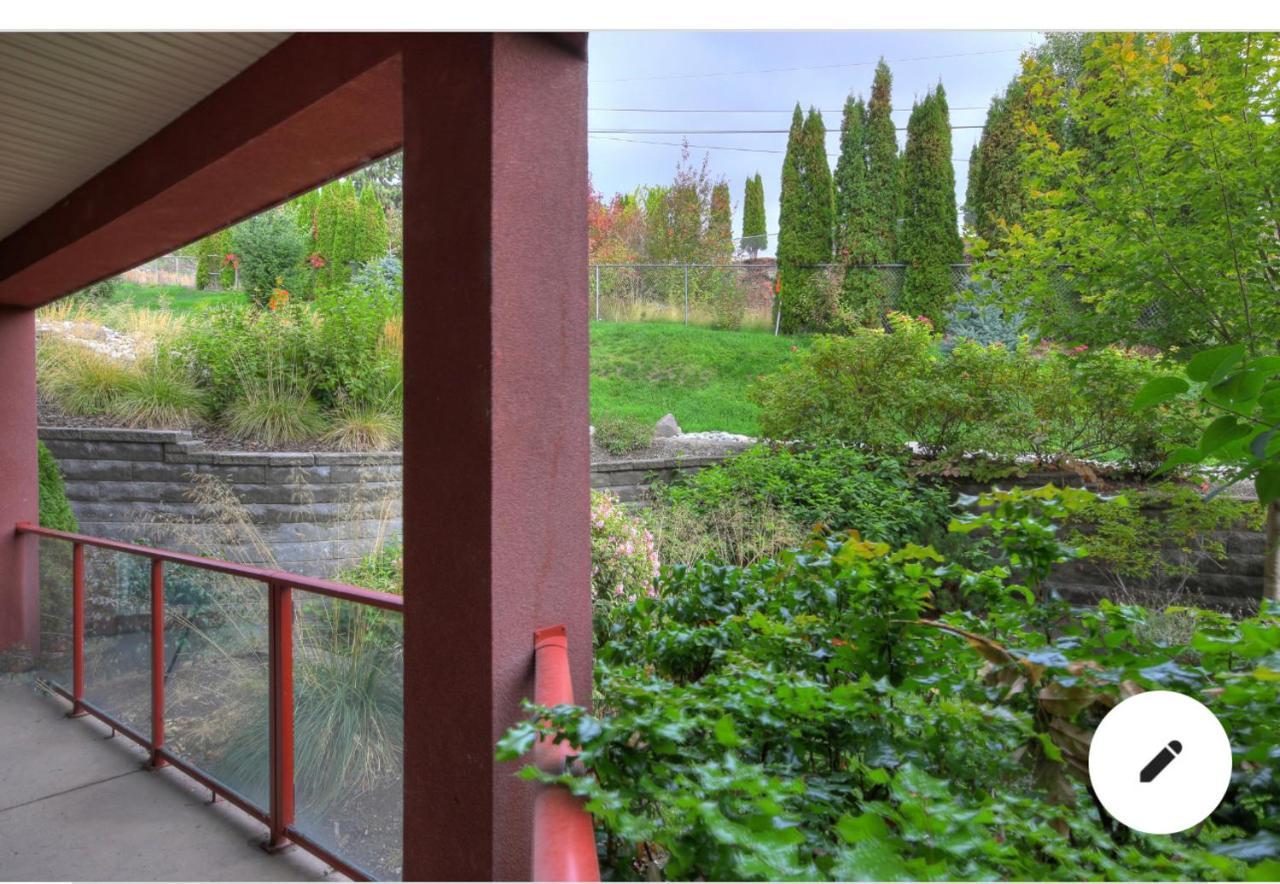 Stay In The Okanagan - Copper Sky, West Kelowna Εξωτερικό φωτογραφία